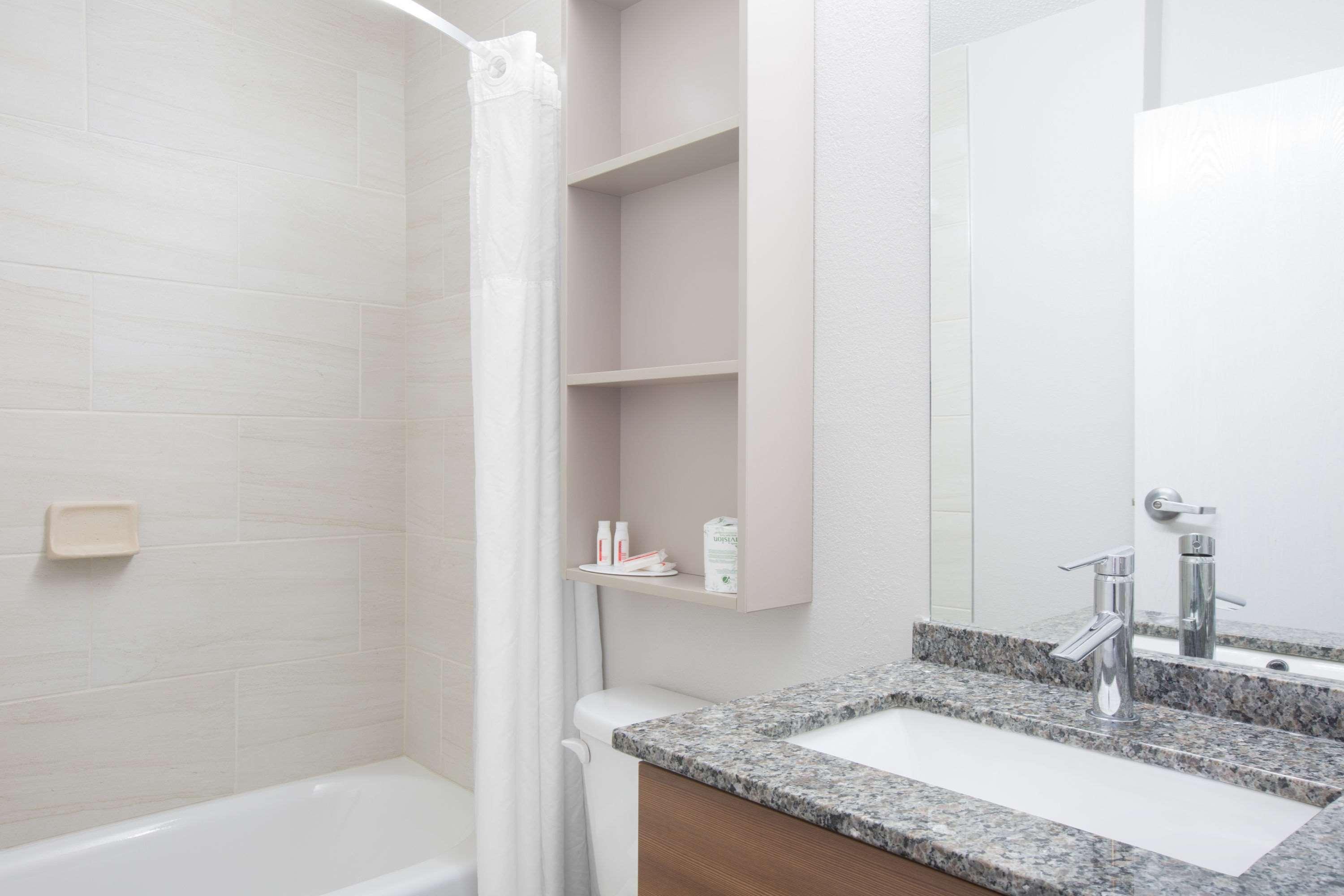 Microtel Inn & Suites By Wyndham Gardendale Luaran gambar